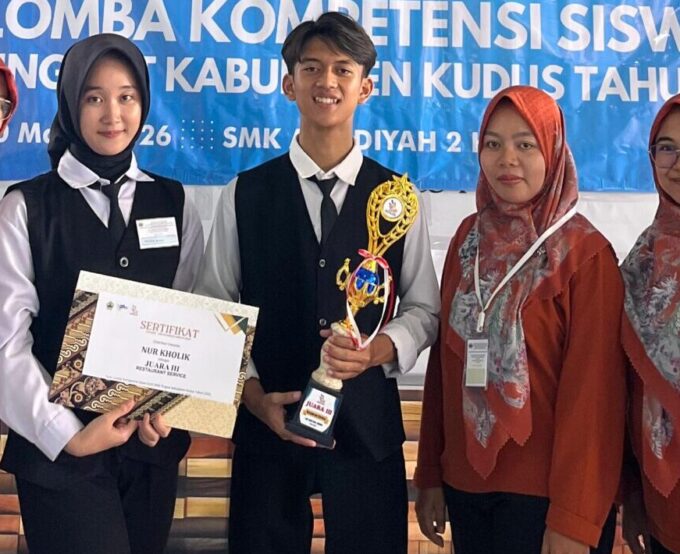 Juara 3 Lomba Restaurant Service (LKS) SMK Se-Kabupaten Kudus